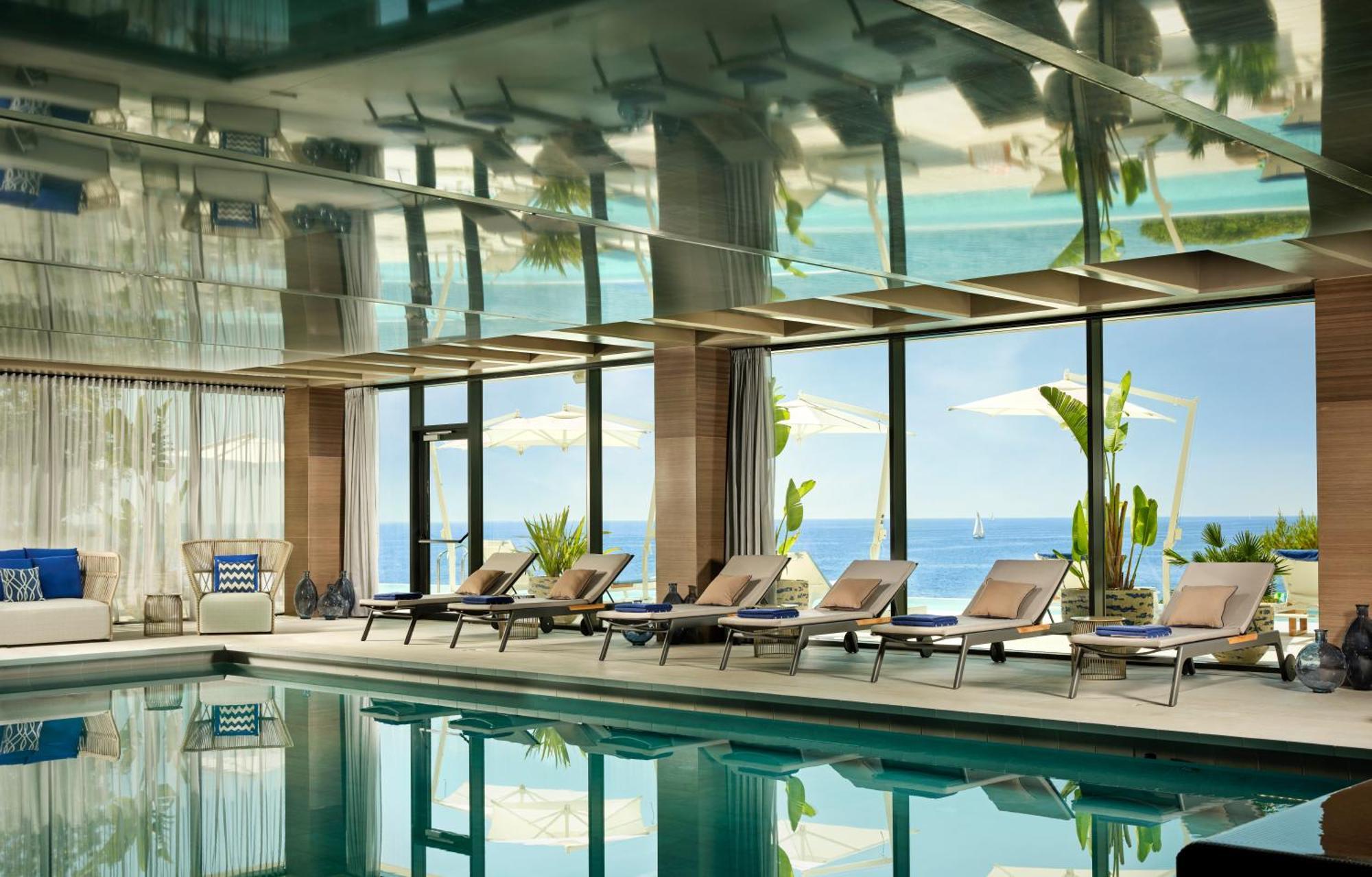 Grand Hotel Brioni Pula, A Radisson Collection Hotel Esterno foto The pool at the 1018